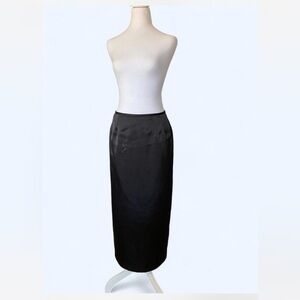 Kasper Black Satin Pencil Skirt for Women excellent condition